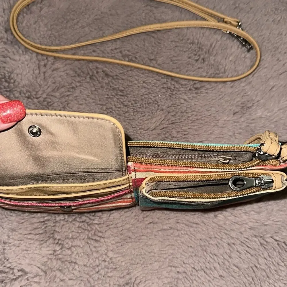 Cute Relic Striped Crossbody Wristlet